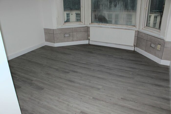 1 Bedroom Flat To Rent In Churchmead Road, London, NW10