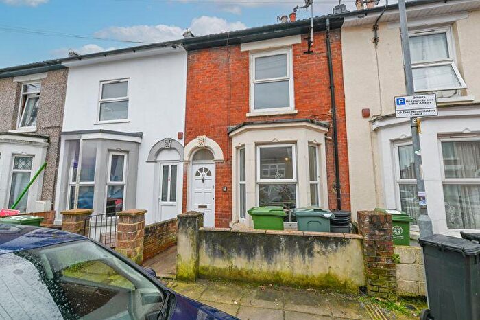 3 Bedroom Terraced House To Rent In Margate Road, PO5