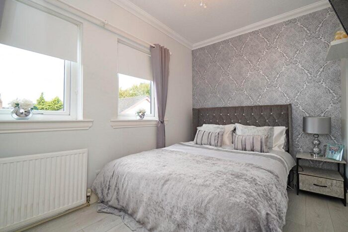 2 Bedroom End Of Terrace House For Sale In Belmont Street, Clydebank, G81