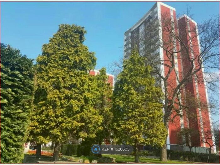 3 Bedroom Flat To Rent In Bredgar House, London, SE13