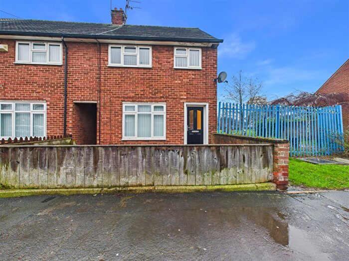 3 Bedroom End Terrace House For Sale In Tilbury Road, Hull, HU4