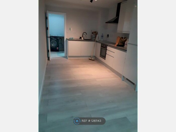 1 Bedroom Flat To Rent In Sidcup High Street, Sidcup DA14