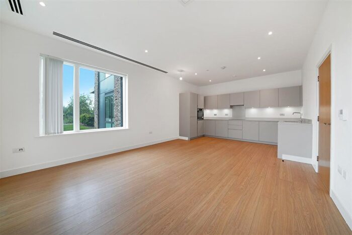 1 Bedroom Flat To Rent In Santina Apartments, Cherry Orchard Road, Croydon, CR0