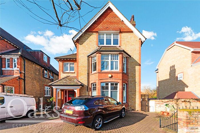 1 Bedroom Flat To Rent In Ambleside Avenue, London, SW16