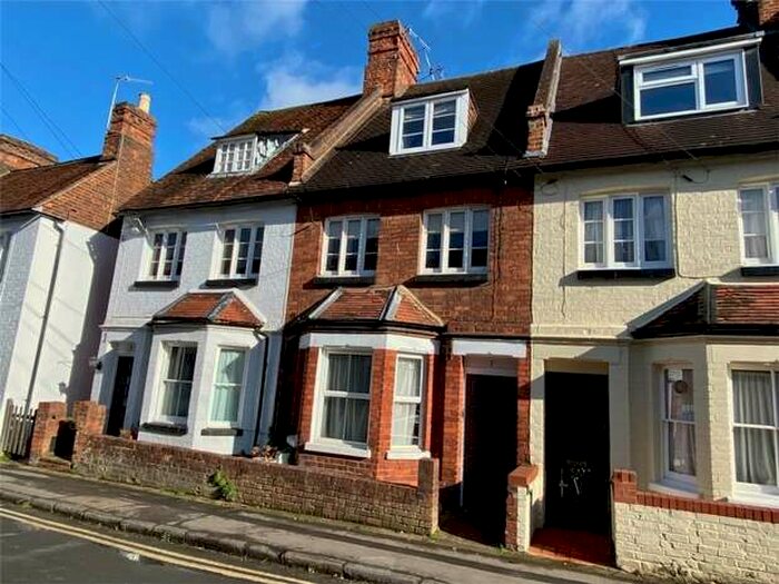 2 Bedroom Flat For Sale In Henley-on-thames, Oxfordshire, RG9