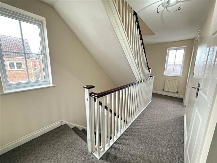 3 Bedroom End Of Terrace House For Sale In Leeds Close, Corby, NN18