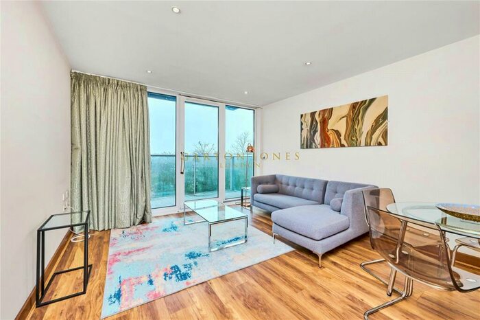 2 Bedroom Apartment To Rent In Lanson Building, Queenstown Road, London, SW11