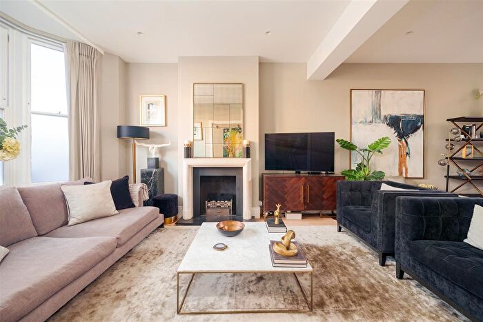 4 Bedroom Terraced House For Sale In Sulgrave Road, London, W6