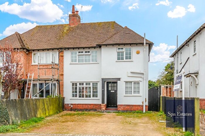 2 Bedroom Semi Detached House For Sale In Kendall Avenue, Stratford-Upon-Avon, Warwickshire, CV37