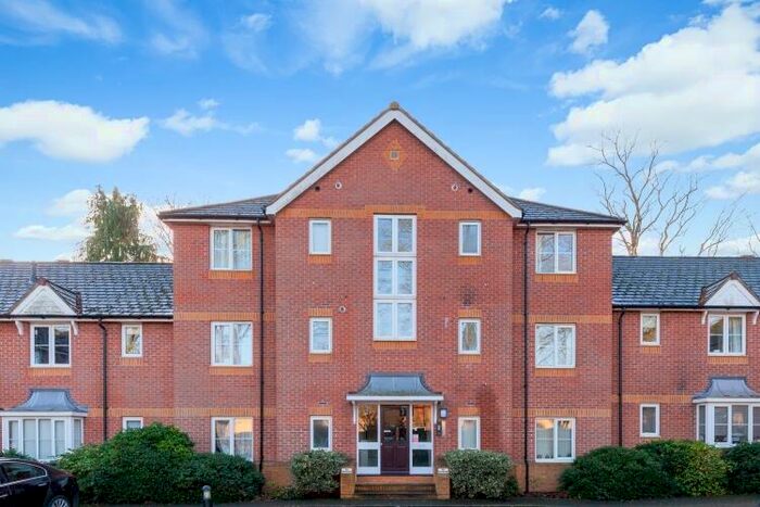 1 Bedroom Apartment To Rent In The Sycamores, Headington, OX3