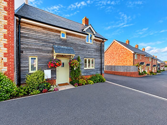 2 Bedroom End Of Terrace House For Sale In Badgers Grove, Ring Street, DT10