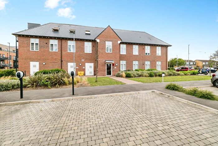 2 Bedroom Flat For Sale In Whittle Drive, Hornchurch, RM12