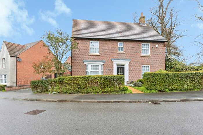 4 Bedroom Detached House For Sale In Kensington Avenue, Burbage, Hinckley, LE10