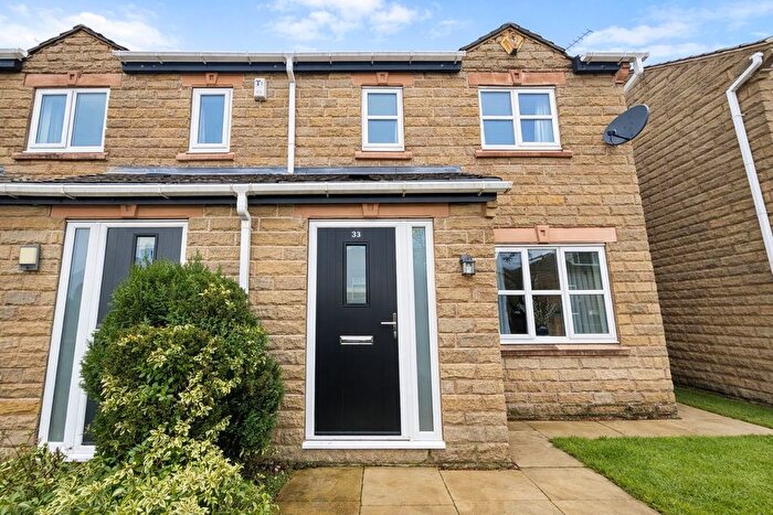 3 Bedroom Semi Detached House For Sale In Station Road, Clayton, Bradford, BD14