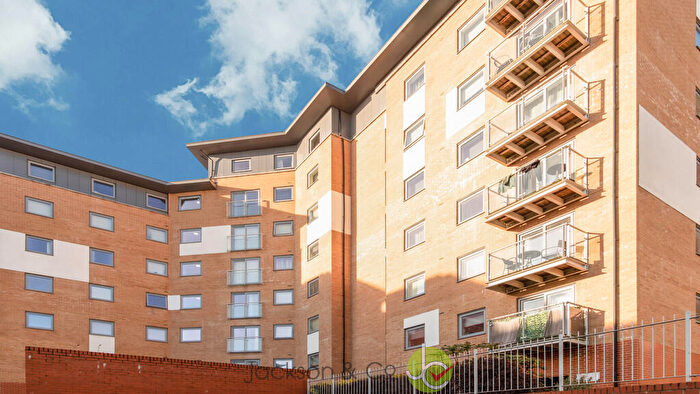 2 Bedroom Apartment To Rent In Heia Wharf, Colchester, CO2