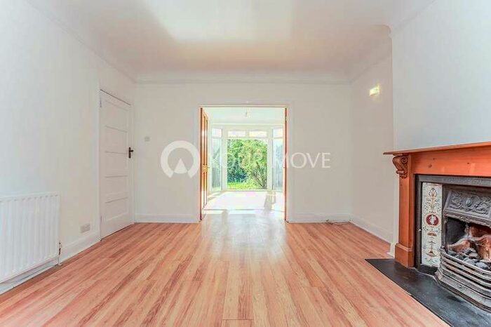 3 Bedroom Semi-Detached House To Rent In Woolacombe Road, London, SE3