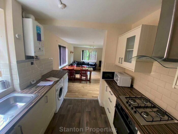 5 Bedroom Semi-Detached House To Rent In &#; Pppw, Weld Road, Withington, M20