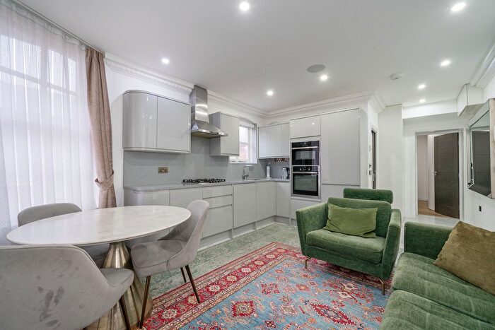 1 Bedroom Flat For Sale In Scott Ellis Gardens, London, NW8