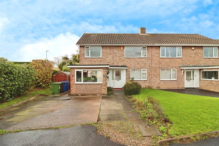 3 Bedroom Semi Detached House For Sale In Brockwell Lane, Chesterfield, S40