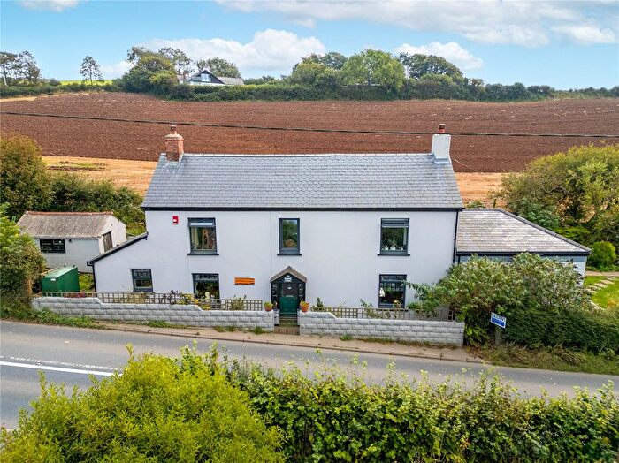 3 Bedroom Cottage For Sale In Horns Cross, Bideford, EX39