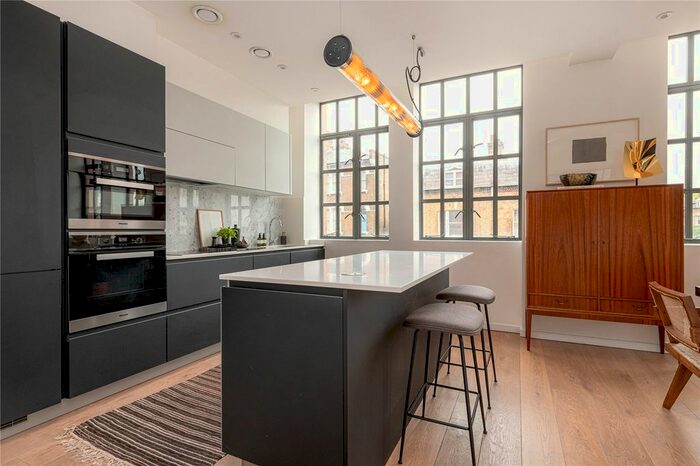 2 Bedroom Flat For Sale In The Maple Building, Highgate Road, London, NW5