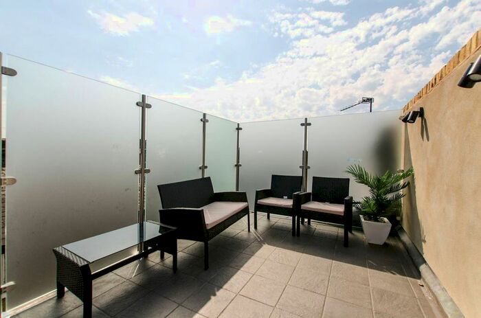 3 Bedroom Flat To Rent In Fernside Road, Nightingale Triangle, London, SW12