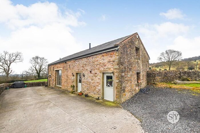 3 Bedroom Barn Conversion To Rent In Whinney Lane, Langho, BB6