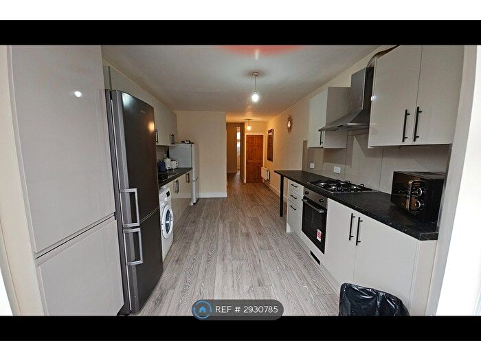 4 Bedroom Terraced House To Rent In Holland Road, London, E15
