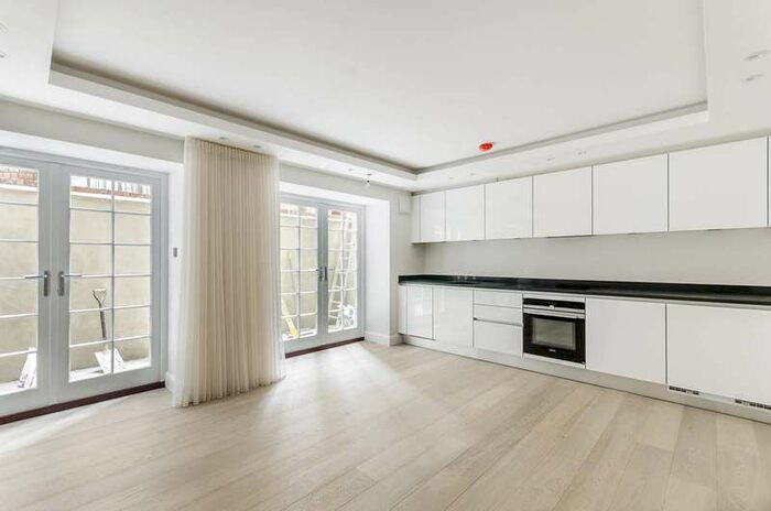 1 Bedroom Flat To Rent In Rosary Gardens, South Kensington, SW7