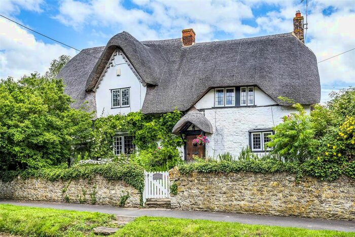 4 Bedroom Detached House For Sale In Main Street, Keevil, Trowbridge, BA14