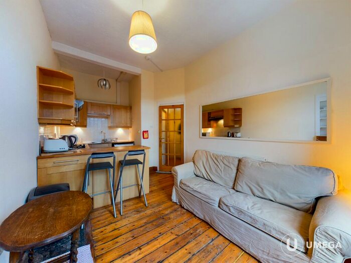 1 Bedroom Apartment To Rent In Glen Street, Tollcross, Edinburgh, EH3