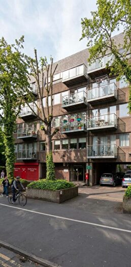 32 Bedroom Block Of Apartments To Rent In High Street, West Bromwich, B70