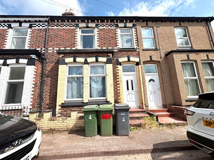 3 Bedroom House To Rent In Caerwys Grove, Birkenhead, CH42