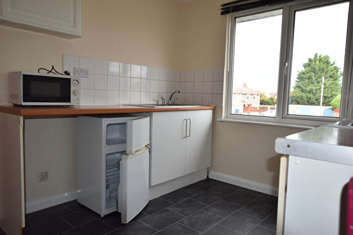 1 Bedroom Flat To Rent In Field Avenue, Oxford, OX4