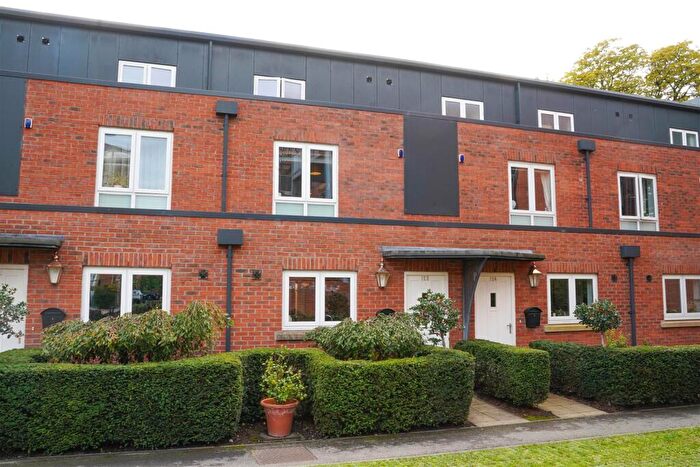 3 Bedroom Town House For Sale In Houseman Crescent, West Didsbury, M20