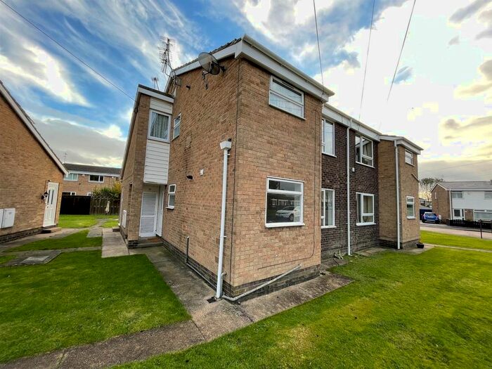 2 Bedroom Flat To Rent In Gullane Drive, Beverley High Road, Hull, HU6