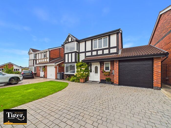 3 Bedroom Detached House For Sale In Moss Way, Blackpool, FY4