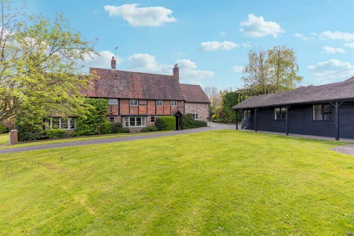 5 Bedroom Detached House For Sale In Hudnall Common, Little Gaddesden, Berkhamsted, HP4