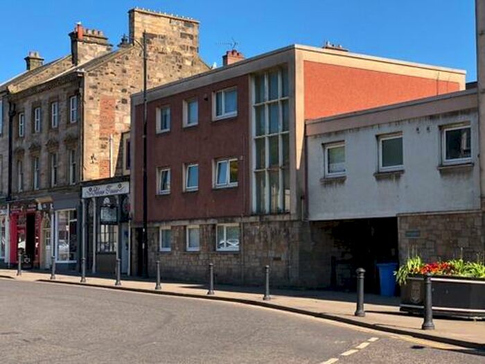 2 Bedroom Flat To Rent In High Street, Burntisland, KY3