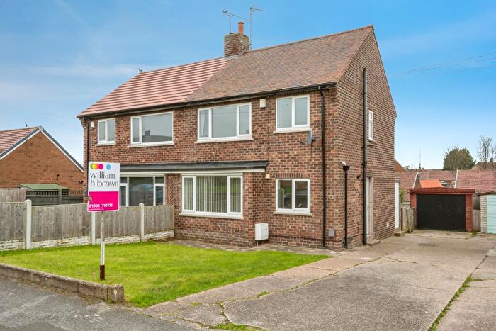 2 Bedroom Semi Detached House To Rent In Whitby Road, Harworth, Doncaster, DN11