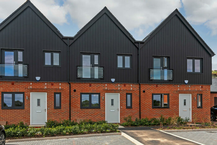 2 Bedroom Terraced House To Rent In Centinal Road, Winchester, SO22