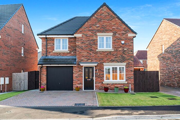 4 Bedroom Detached House For Sale In Aspen Gardens, Hartlepool, TS27