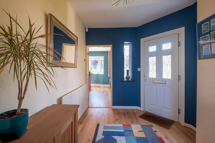 4 Bedroom Detached House For Sale In Highland Road, Kenilworth, CV8