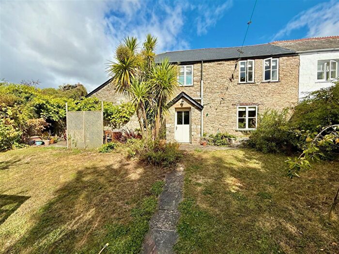3 Bedroom Cottage For Sale In Elburton, Plymouth, PL9