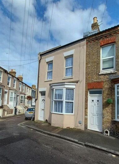 2 Bedroom End Of Terrace House To Rent In Ayton Road, Ramsgate, CT11