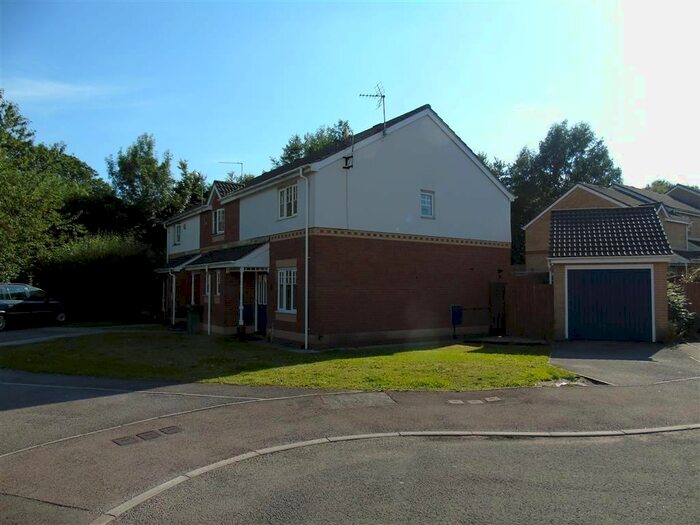 3 Bedroom Property To Rent In Banc Gelli Las, Bridgend, CF31