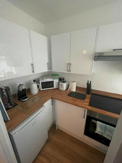 Studio To Rent In Oakcroft Court, Liskeard Gardens, London, SE3