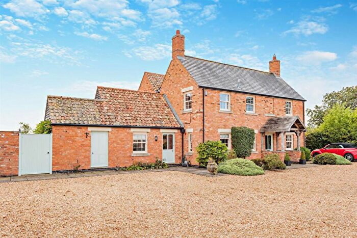 6 Bedroom House For Sale In Clopton, Northamptonshire, NN14