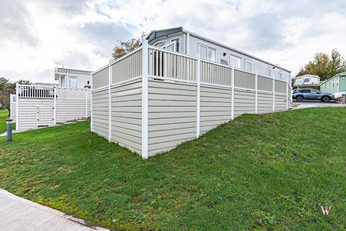 2 Bedroom Park Home For Sale In Lakeside Caravan Park, Stocks Hill, Winsford, CW7