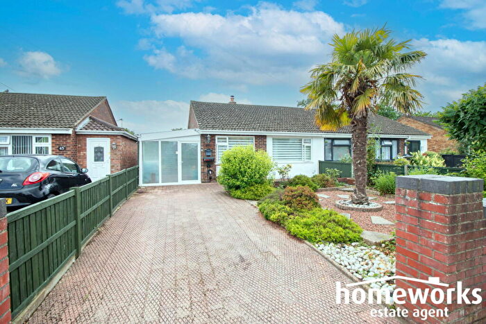 2 Bedroom Semi-Detached Bungalow For Sale In Boyd Avenue, Dereham, NR19